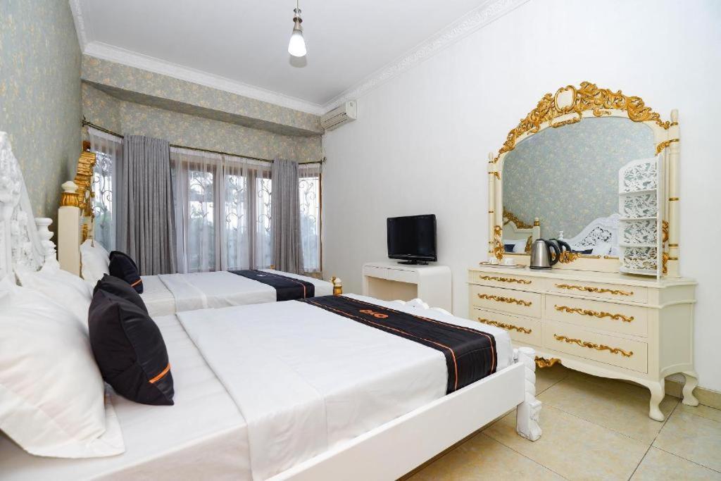 Guest House Gethsemane Salatiga Ngoại thất bức ảnh